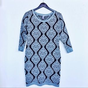 Francesca’s 3/4 sleeve black&silver sweater dress